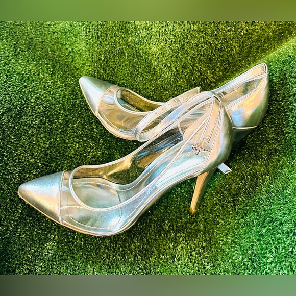 BCBGeneration “BG-Cynthia” Brand New in Box Heels, Size 11 M, Silver/Transparent - Picture 4 of 12
